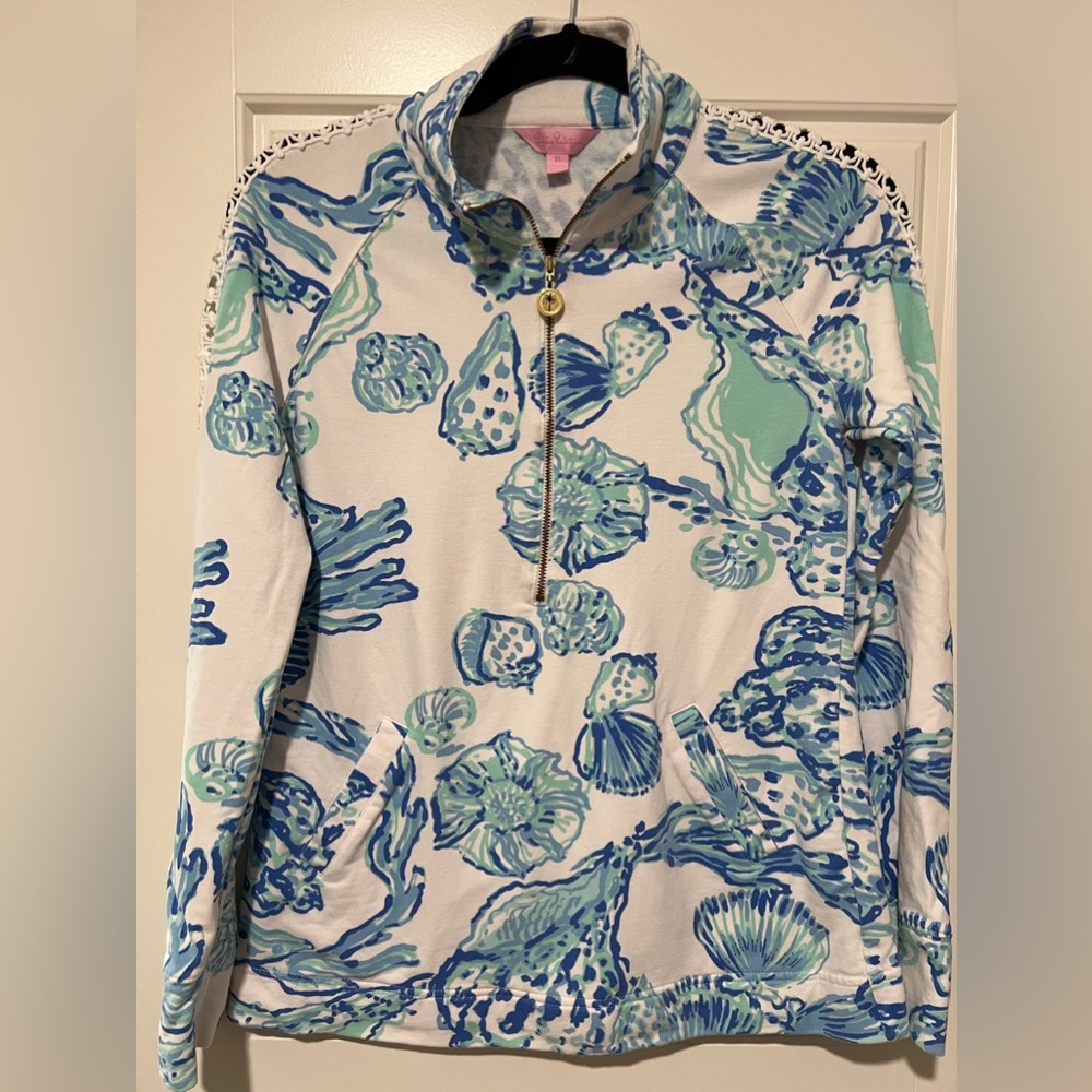 Lilly Pulitzer Skipper Popover - (Blue and White Conch Seashell 3/4 quarter zip)